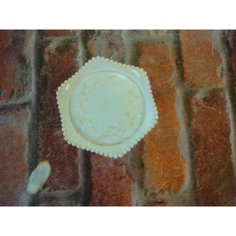 vintage Avon blue milk glass cream container etched lid beauty fragrance perfume